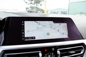 BMW Rad 3 Touring 318d A/T - 17