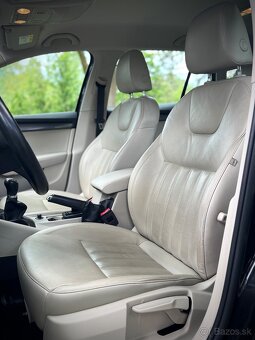 ŠKODA OCTAVIA COMBI 1.4 TSi - 17
