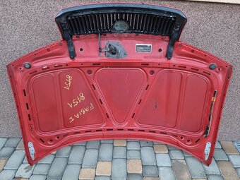 ŠKODA FABIA 1 predný nárazník červenej farby - 17