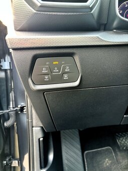 Seat Leon ST 2.0 TDI 150 Xcellence DSG ODPOČET DPH - 17