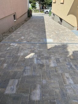 Zámkova dlažba pokladka ,betónové ploty-výstavba - predaj - 17
