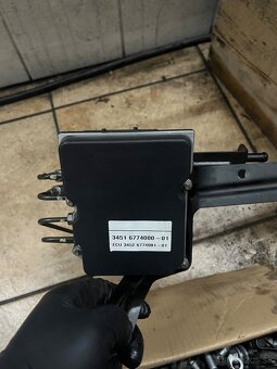 Rozpredám e61 530xd M57 automat - 17