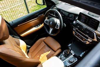 BMW X3 xDrive 30e - 17