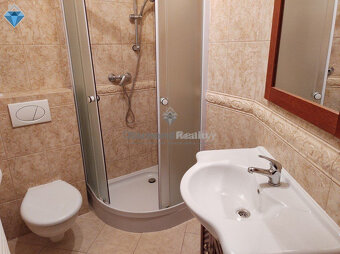 Na prenájom luxusný rodinný dom s nádherným výhľadom Nitra - - 17