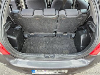 Toyota YARIS 74kW automat – veľmi dobrý stav - 17