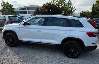 Predám Škoda kodiaq 4x4 obsah 2 liter ročník 2018 - 17