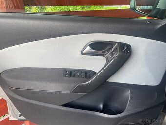 Volkswagen Polo Cross 1.6 TDi - 17
