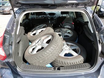 Ford Focus 1.6 EcoBoost SCTi Sport, 1 majiteľ  TOP stav - 17