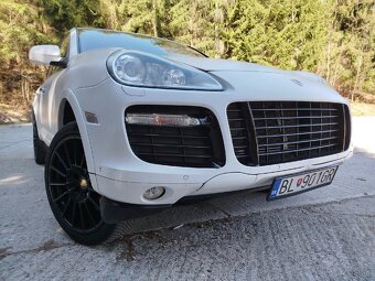 PORSCHE CAYENNE 957. 4,8. V8 4X4 - 17