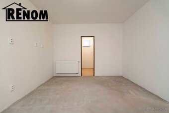 Zrekonštruovaný dom s prístavbami // pozemok 22,44ár - 17