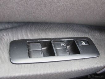Nissan Qashqai 2.0 dCi - splátka od 105€ - 17
