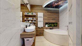 🏡 Nadštandardný 4-izbový rodinný dom s bazénom, zimnou teras - 17