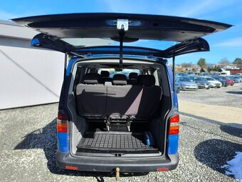 Volkswagen Caravelle - 17
