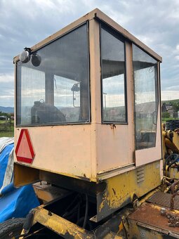 Predám diely na nakladač hon un 053 - 17