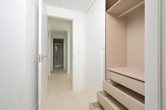 Elegantný apartmán s vlastnou záhradou v letovisku Higueron - 17