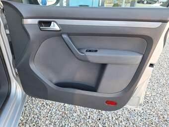 Volkswagen Touran 1.6TDi Comfortline AKČNÍ CENA - 17