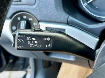Škoda Octavia Combi Scout 4×4 - 2.0TDi 103Kw 140Ps.  +Xenon - 17
