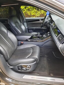 PREDÁM AUDI A8 LONG V8 QUATTRO 385PS R.V.12/2024 - 17