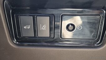 Jaguar F-Pace 20d AWD Portfolio - 17