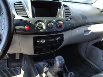 Mitsubishi L 200 L200 2.5 DI-D Double Cab Entry - 17