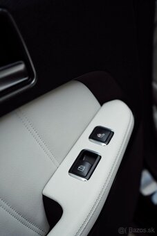 Mercedes-Benz E trieda Sedan E350 BLUETEC - 17