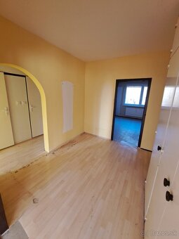 3-izb. byt s loggiou na ul. Jula Horvátha - 17