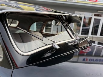 1941 Cadillac Series 62 Coupe - 17