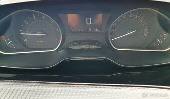 Peugeot 208 1.2 PureTech Style - 17