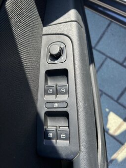 Škoda Superb 2.0 TDI CR 140k Ambition + extra výbava - 17