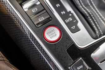 Audi SQ5 3.0TDI V6 230kW Quattro AT8 07/2014 - 17