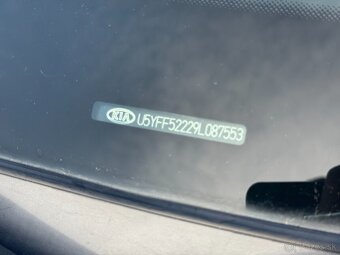 Kia Ceed kombi 1.6 benzín 2008 SR auto 1. Majiteľ - 17