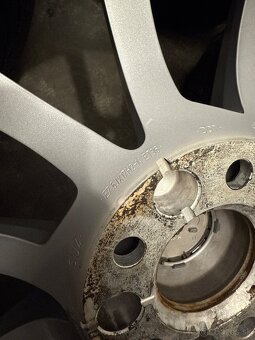 Zimná sada 5x112 R17 , 225/60/17 Audi A6 C8 - 17