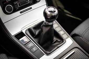 Volkswagen Passat CC 2.0 TDI BlueMotion - 17