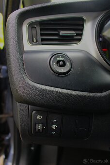 KIA.....CEED...66KW...CRDI...MANUAL 6st...2013....179TIS..KM - 17