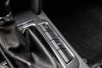 Škoda Superb Combi 2.0 TDI 4x4 DSG - 17