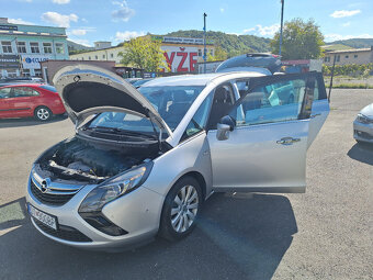 Opel Zafira Tourer 2.0 CDTi ECOTEC 130k Cosmo - 17