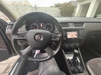 Škoda Octavia Combi 2.0 TDI L K DSG - 17