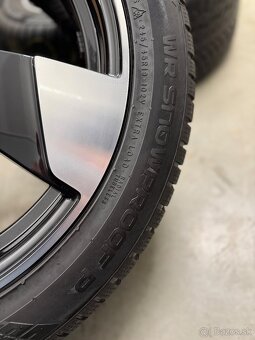 Zimná sada Volvo EX30 - 5x108 R19 , 245/45/19 - 17