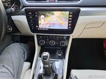 Škoda Superb Combi 2.0 TDI Style DSG 110kw,2019-tka,panorama - 17