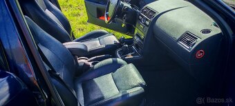 Ford Mondeo mk3 2.0 - 17