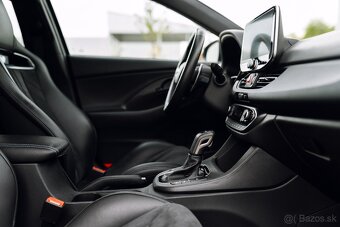 Hyundai i30n - 17