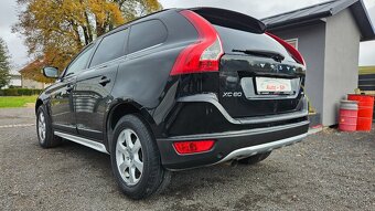 VOLVO XC60 2.4D AT/6 AUTOMAT - 17