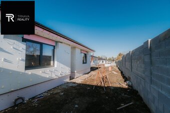 POSLEDNÁ NOVOSTAVBA RODINNÉHO DOMU BLÍZKO CENTRA TRNAVA - 17