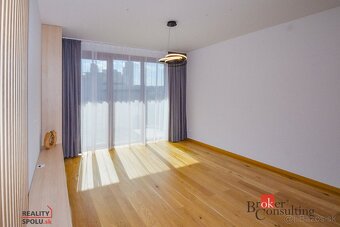 Na predaj: Moderný 2-izbový byt v srdci Bratislavy 4 poshod - 17