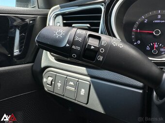 Kia Ceed SW 1.6 CRDi A/T Gold, Pôvodný lak, Navi, SR - 17