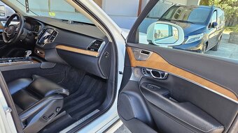 Volvo XC90 D5 235k Drive-E Inscription 7m AWD A/T - 17
