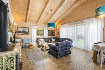 ÚTULNÝ RD S VEĽKOU ZÁHRADOU A MODERNÝMI TECHNOLÓGIAMI, ČASTÁ - 17