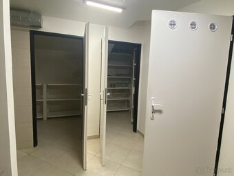 Prenajmeme štýlové reštauračné priestory - 382 m2 v historic - 17