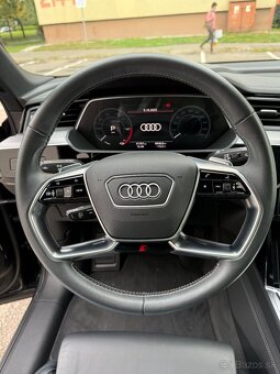 Audi e-tron 55 S-LINE 300 kW iba 42tis km Matrix, Pano - 17