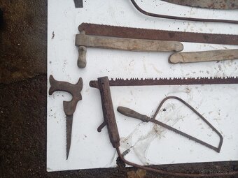 Staré náradie na dekoráciu - 17
